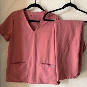 Figs Technical Collection in Pink